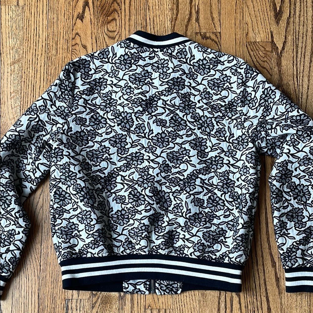 BB Dakota Black and White Floral Bomber Jacket - Picture 6 of 9